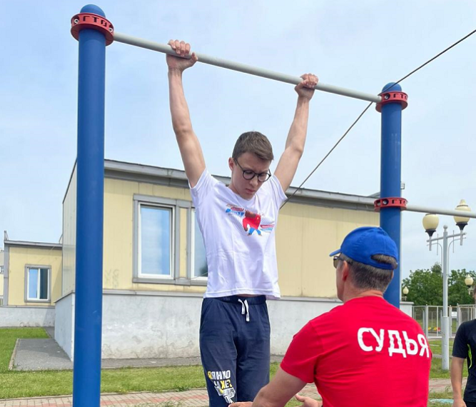Статья №20 "Судейская коллегия по подтягиванию, сгибанию и разгибанию рук в упоре лежа".